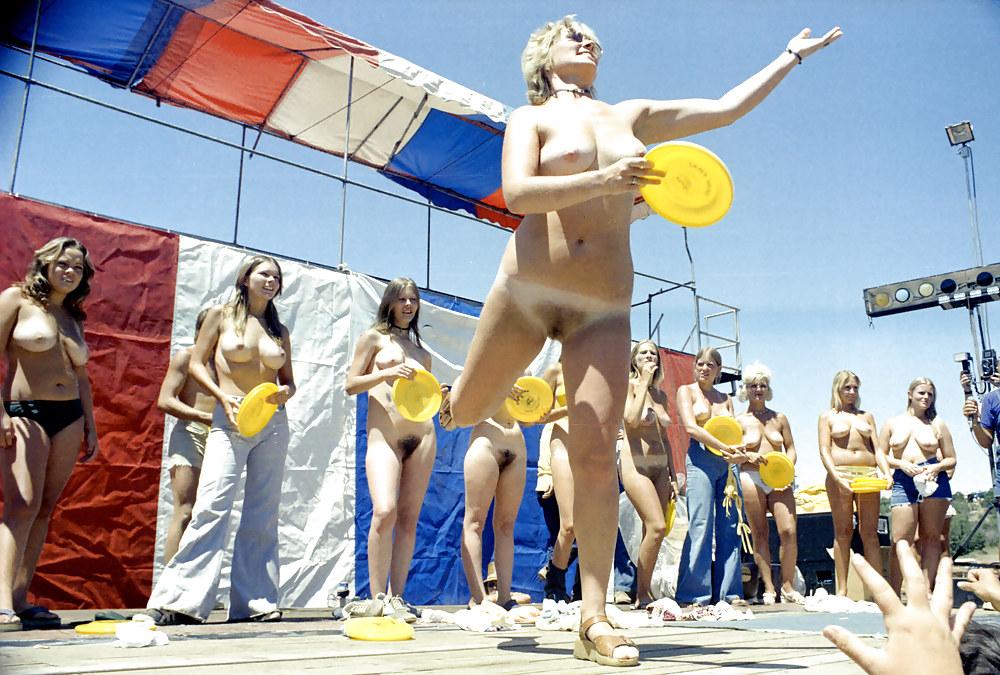 25P Naked Girl Groups 31 - Pegeant Group Shots