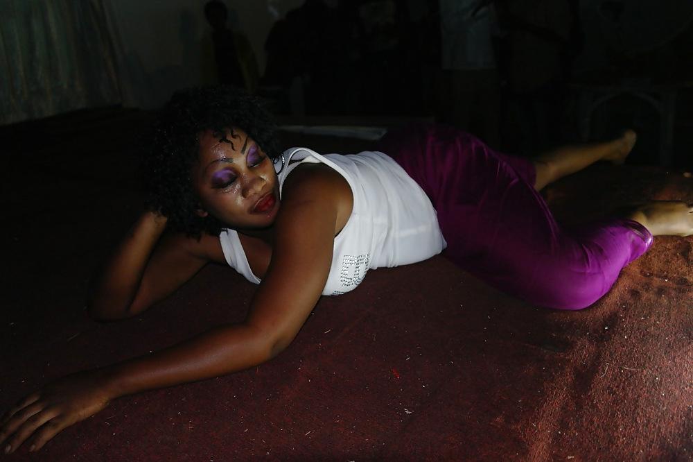 25P Tanzania Amazing Dance girls