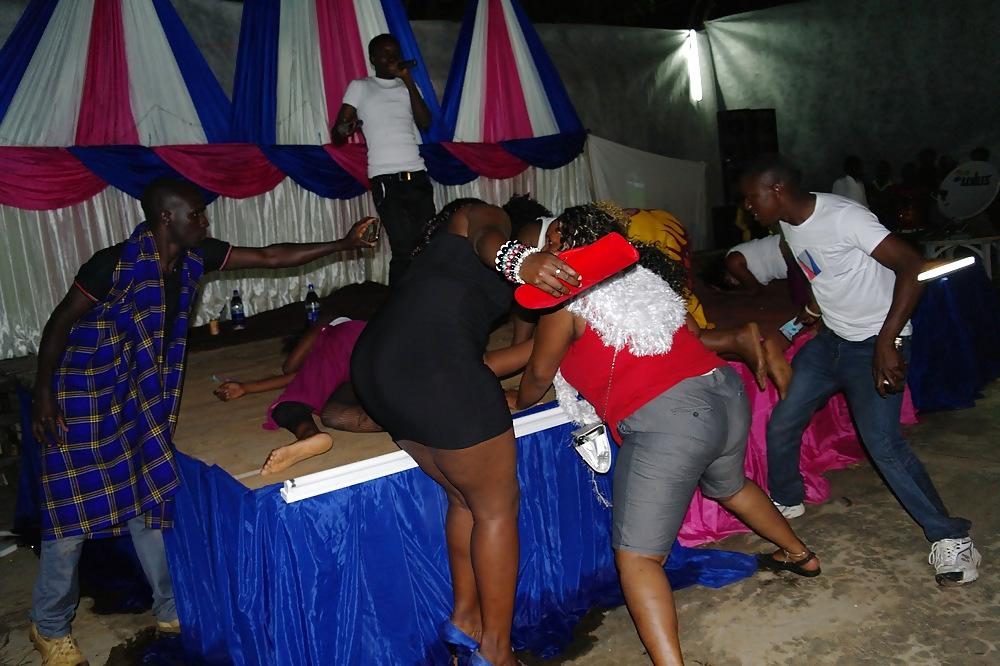 25P Tanzania Amazing Dance girls