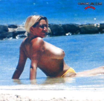 8P Mara Venier tits