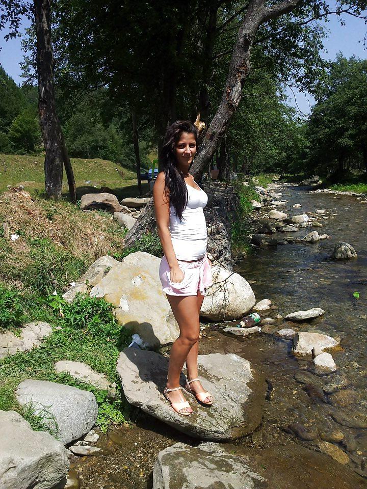 7P Romanian girl: Mihaela