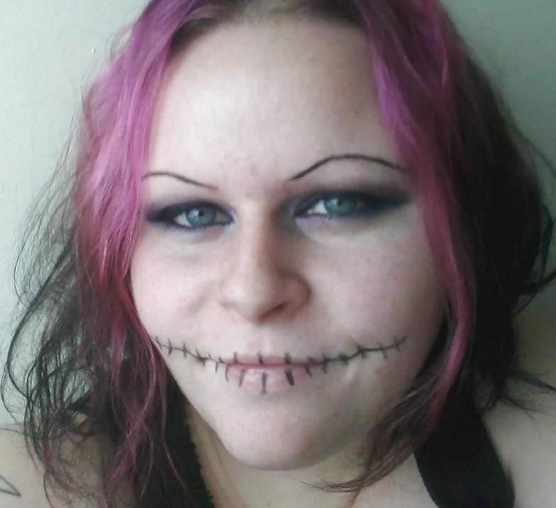 20P Sexy goth Non-nude