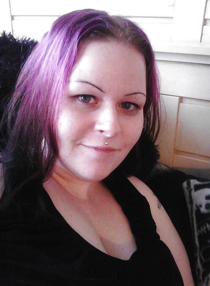 20P Sexy goth Non-nude