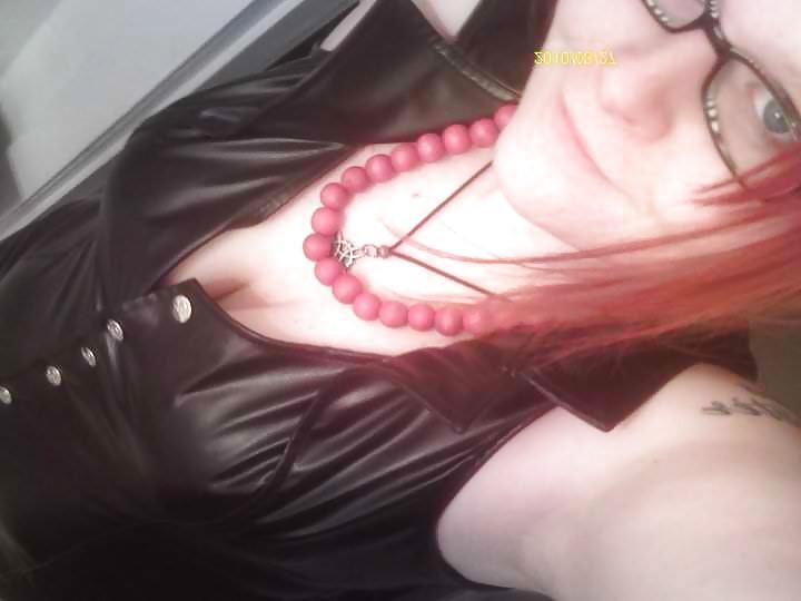 20P Sexy goth Non-nude