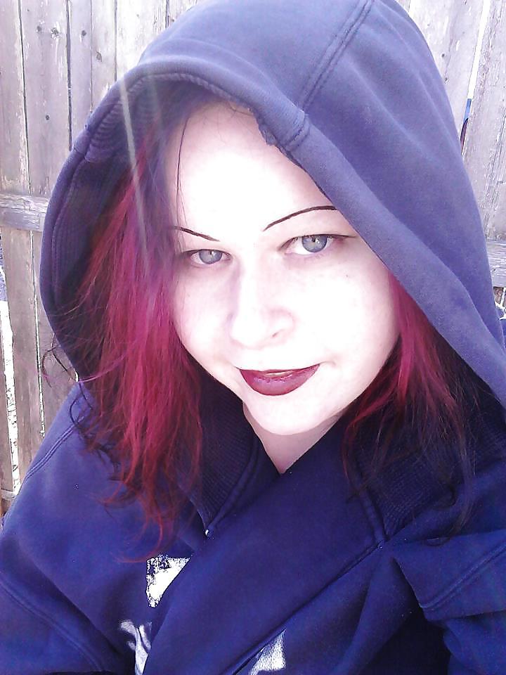 20P Sexy goth Non-nude