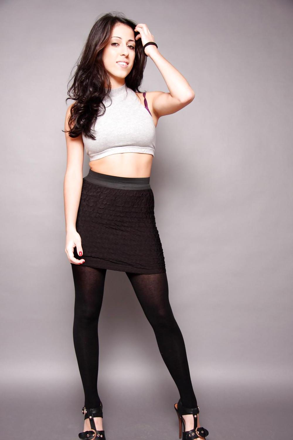 25P Girls next door - non nude