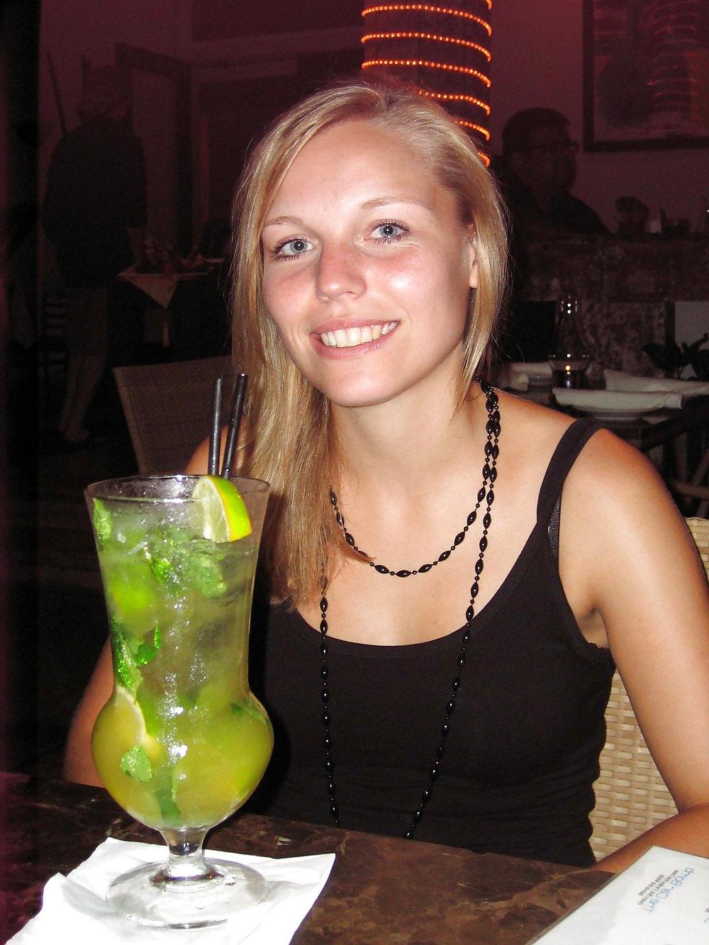 25P Girls next door - non nude