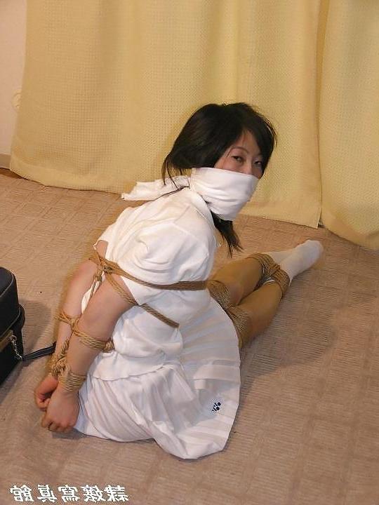 19P XCHICAS BDSM  92  (ASIAN)
