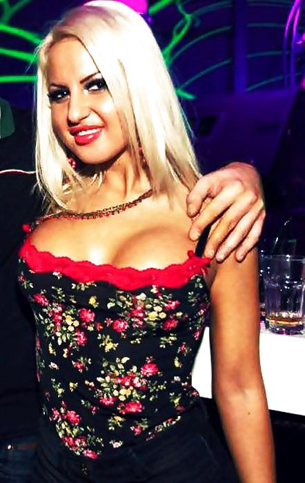 9P Romanian Teen Slut Roxana 2