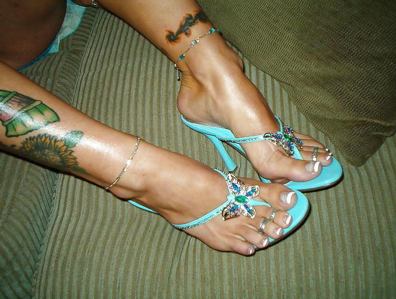 25P High heel thongs