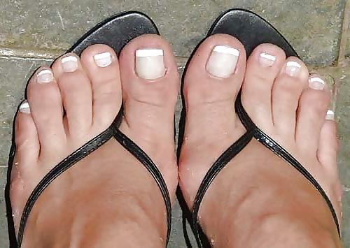 25P High heel thongs