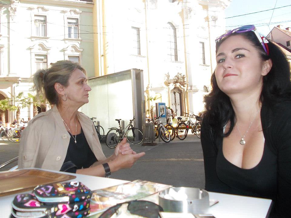 20P Amateur girls non nude