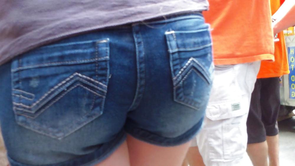 21P Her butt & ass in tight jean shorts 