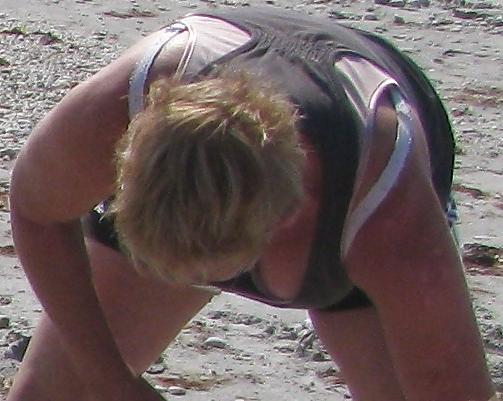 14P Mother in law lingerie + 2 voyeur's pics