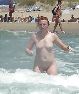25P Frauen nacktbaden in der sonne oder im wasser 
