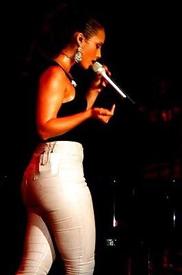 25P Alicia Keys