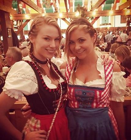 25P Dirndl Girls 