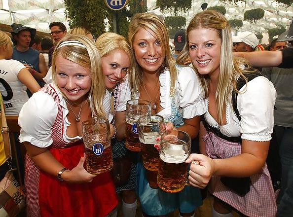 25P Dirndl Girls 