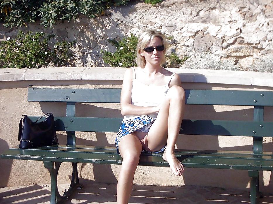 15P Upskirt No Pants 10