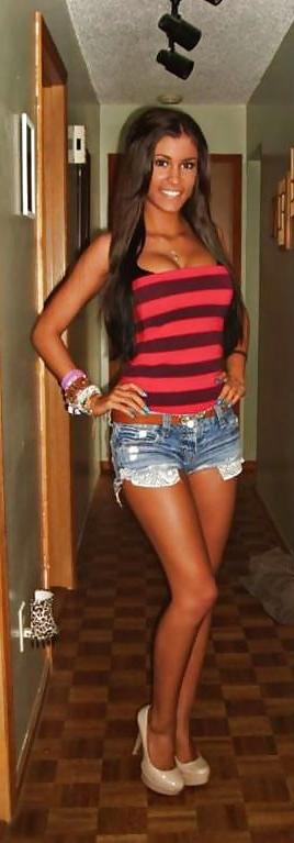 20P Greek hot facebook girl