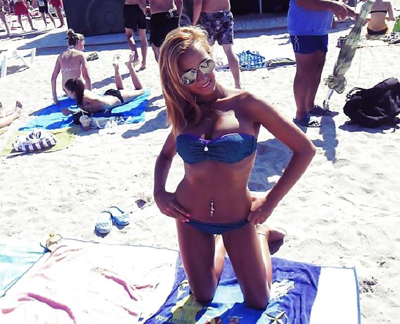 25P Romanian girl: Daina