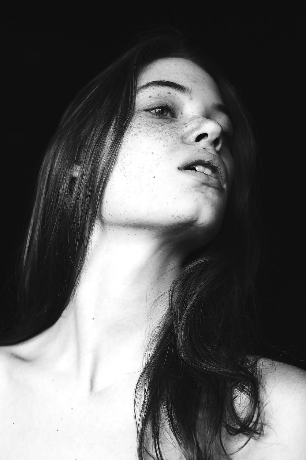 25P Black and White Beauties by TROC