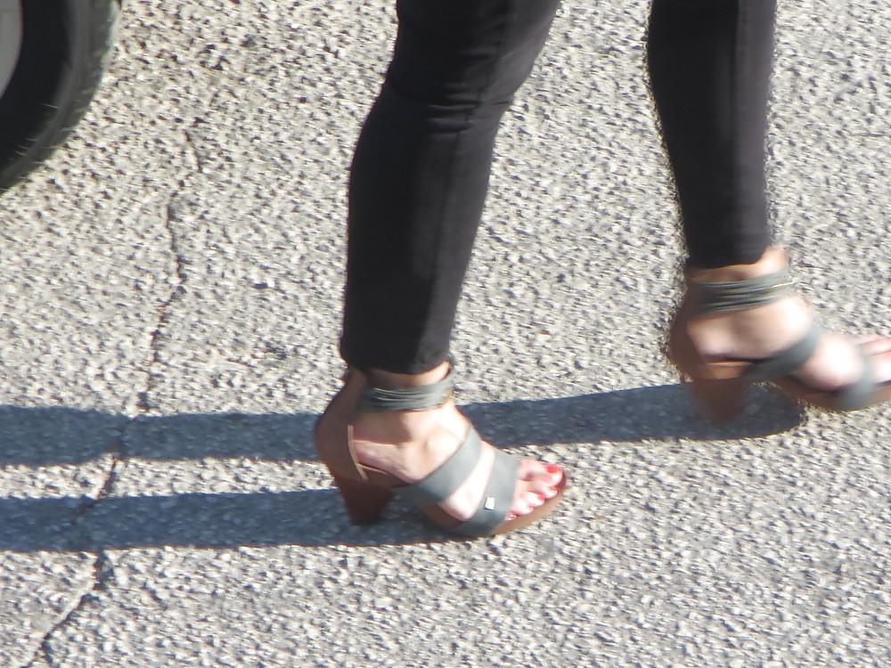 9P Voyeur feets 16