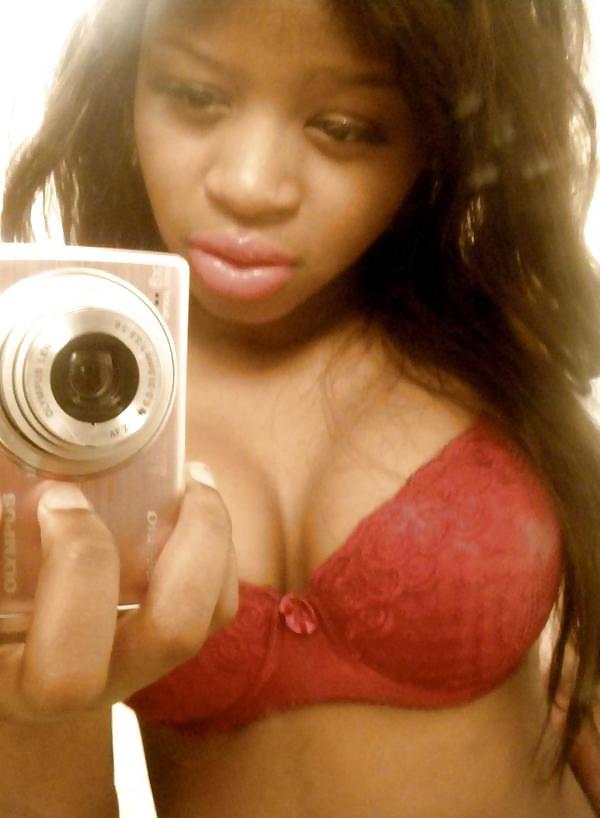 16P Cute ebony teen