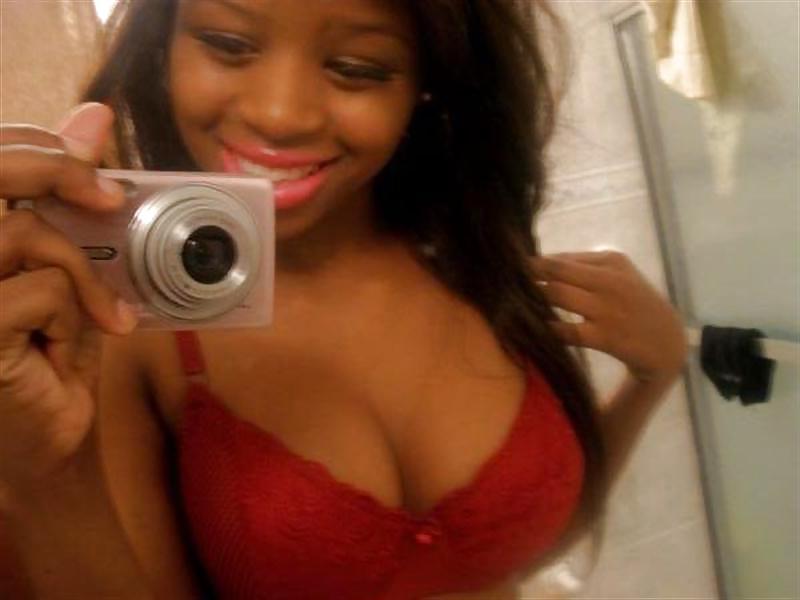 16P Cute ebony teen
