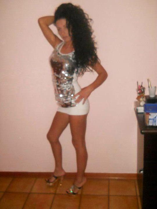 25P Romanian girl: Andreea