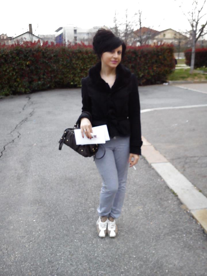 13P Romanian girl: simona