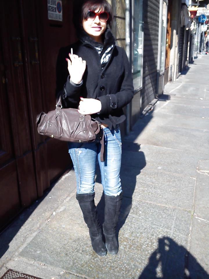 13P Romanian girl: simona