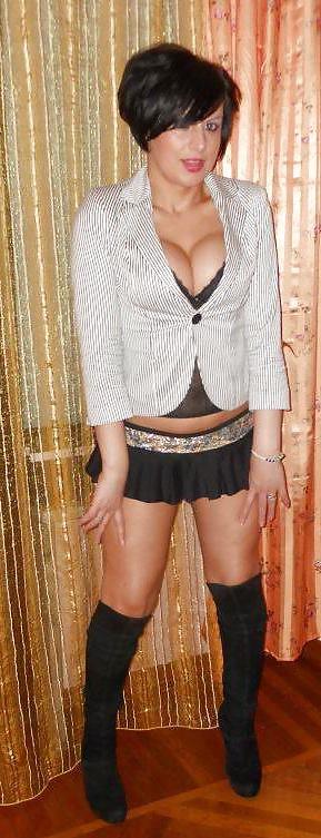 13P Romanian girl: simona