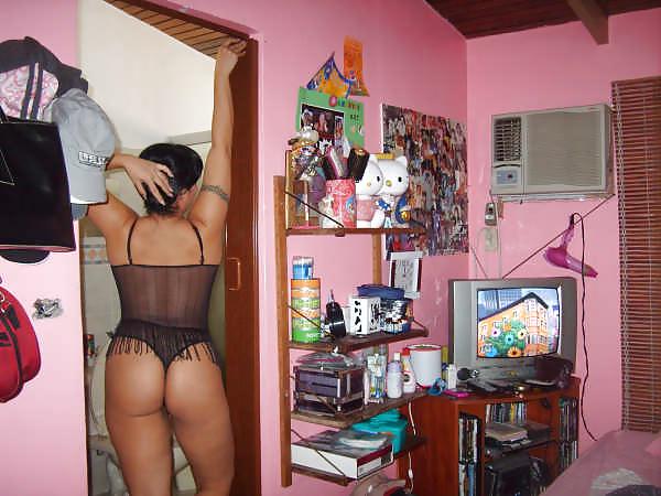 16P Random Venezuelan Bitches