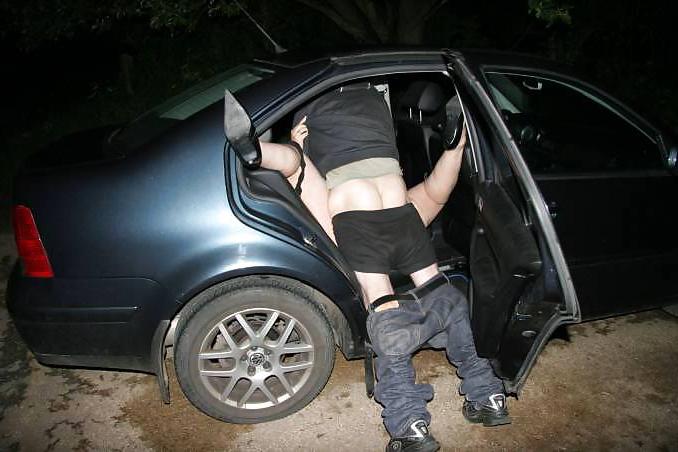 25P GRANNIES AND MATURES FUCKED IN THE CARS 