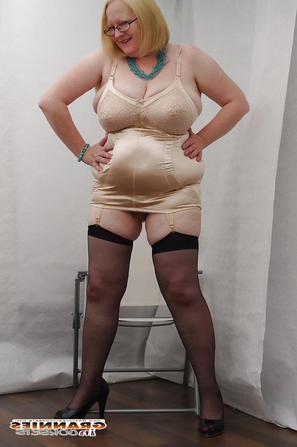 8P Granny Sally in her full length Girdle