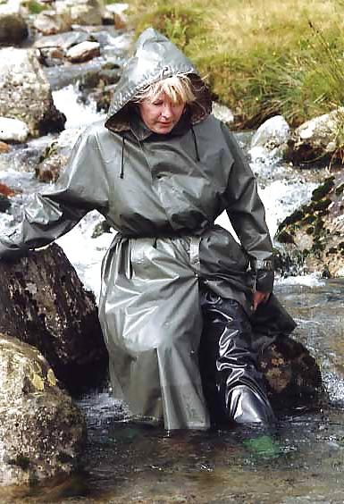 17P Rainwear and Rubberboots