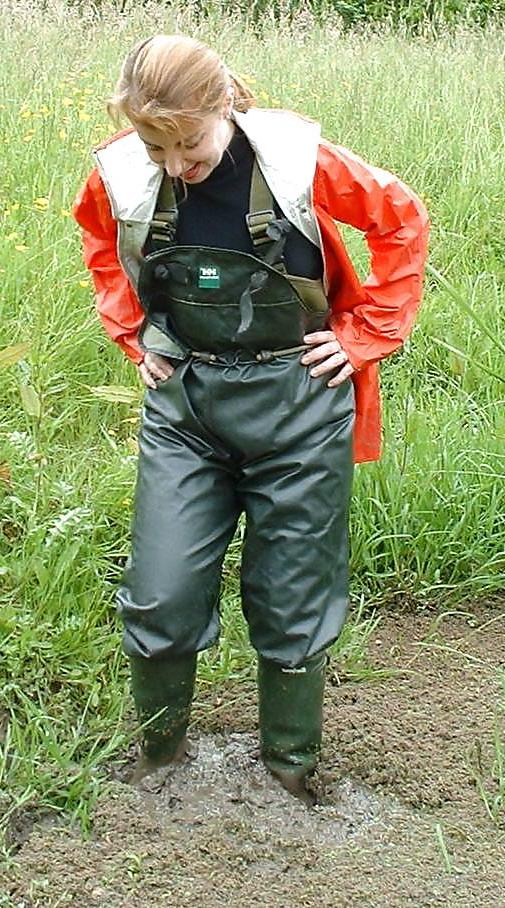 17P Rainwear and Rubberboots