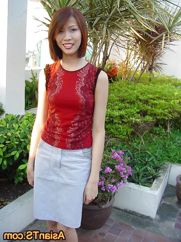 25P Chompoo - Knockout Ladyboy!