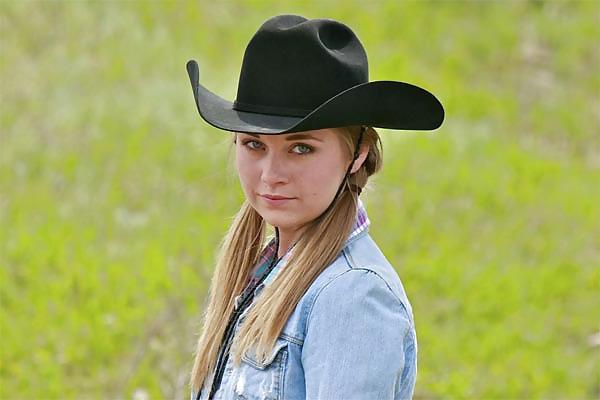 15P Amber Marshall