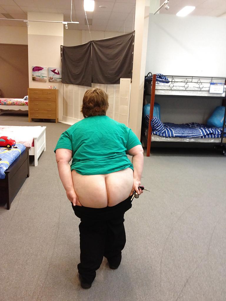 10P Gordas in the street - bbw