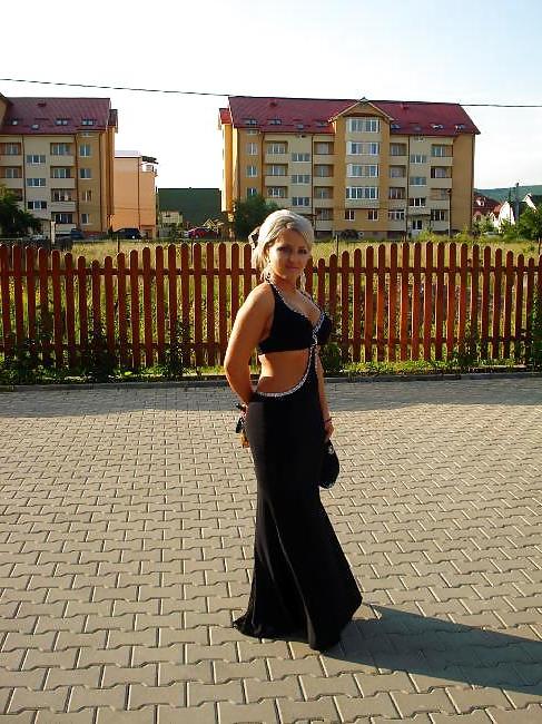 25P Romanian girl 11