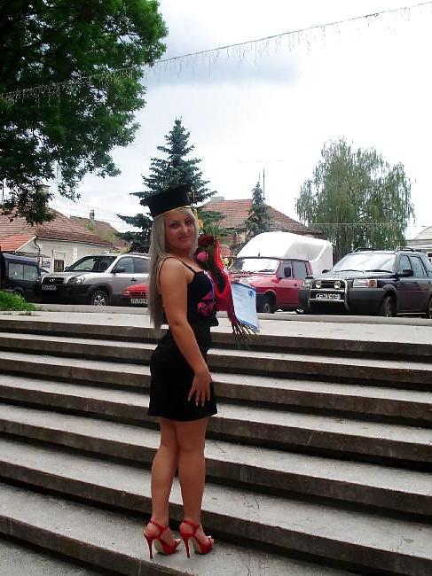 25P Romanian girl 11
