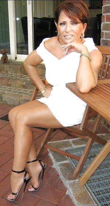 17P Lady barbara pieds