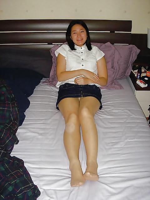 25P Asian Nylons !!!