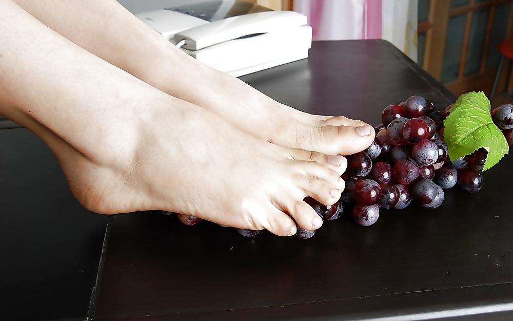 23P Asian Feet 2