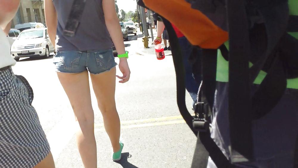 25P Nice teen ass & butt in jean shorts