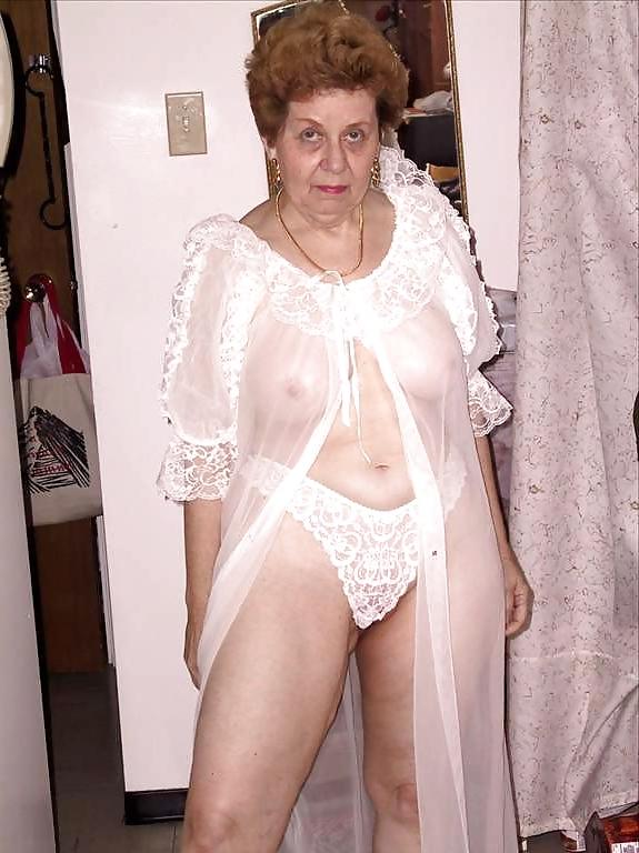 12P Sexy grandma in lingerie