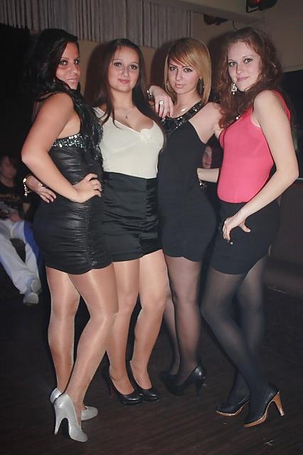 25P Sexy Girls in Nylons and Pantyhose 3
