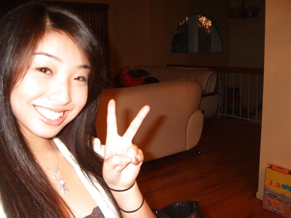 25P Hot Asian Girl 2